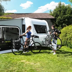 Clearance Thule Caravan Superb Short