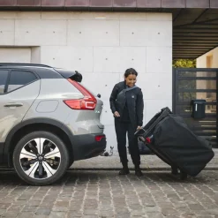 Hot Thule Outset