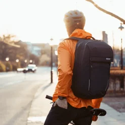 Discount Thule Paramount