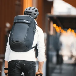 Discount Thule Paramount