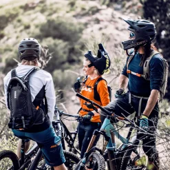 Clearance Thule Rail 12L