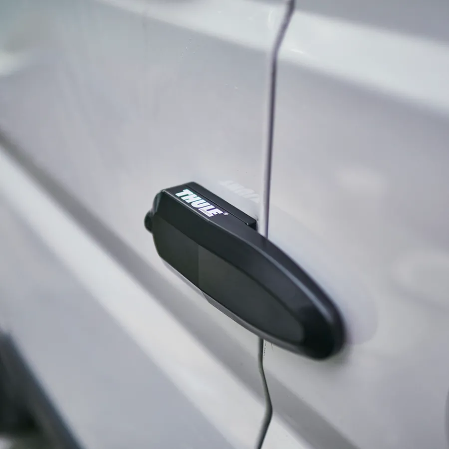 New Thule Universal Lock